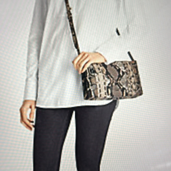 Coach Crosby Pieced Exotic Embossed Leather Gunmetal Gusset Zip Crossbody - Picture 3 of 16